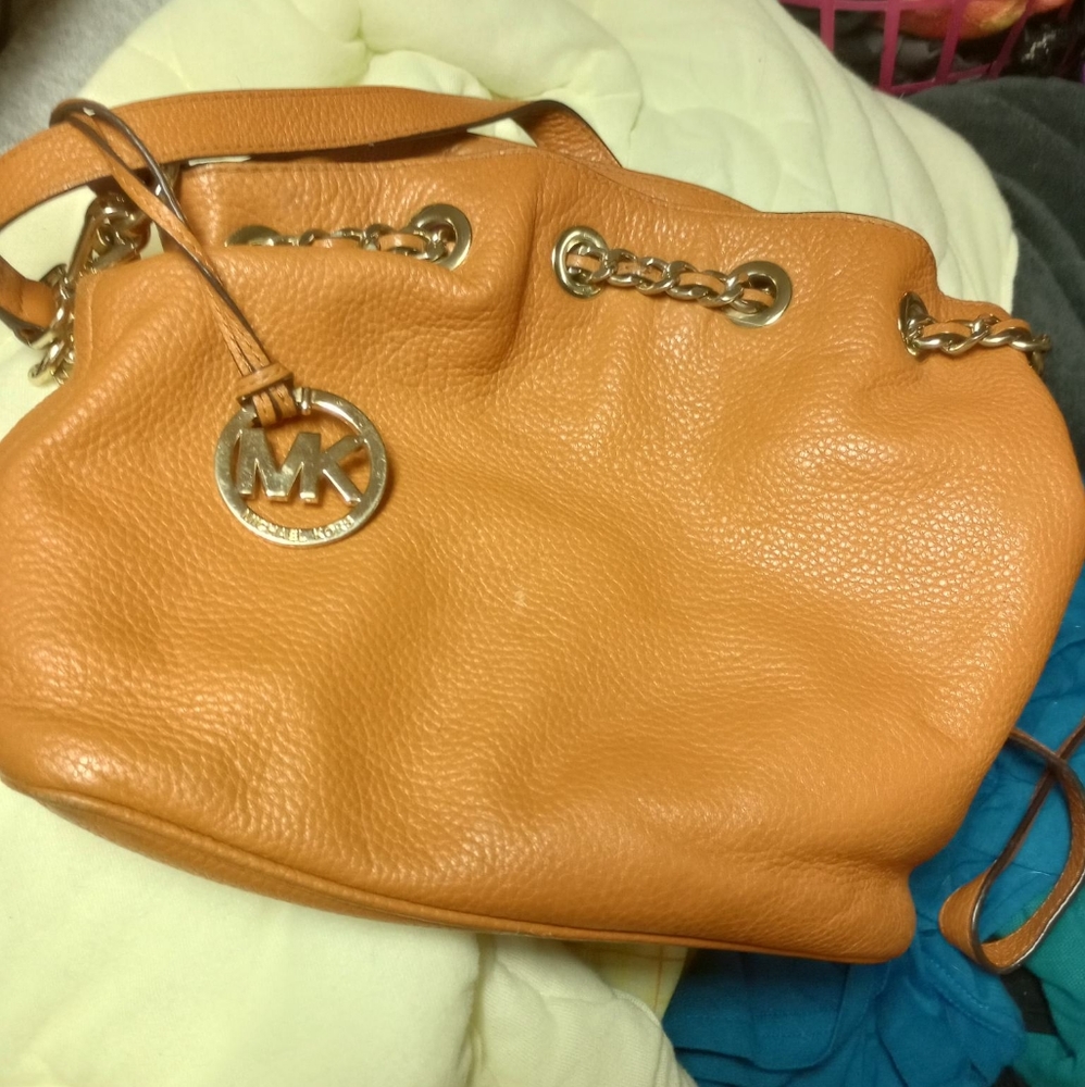 Michael Kors Bucket purse
